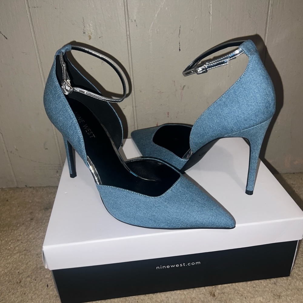 Nine West women’s denim heels size 10
